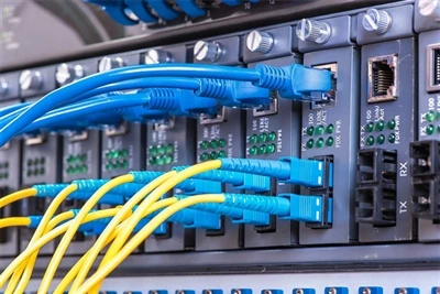 Које су разлике између мрежне контролне плоче и обичне контролне плоче?